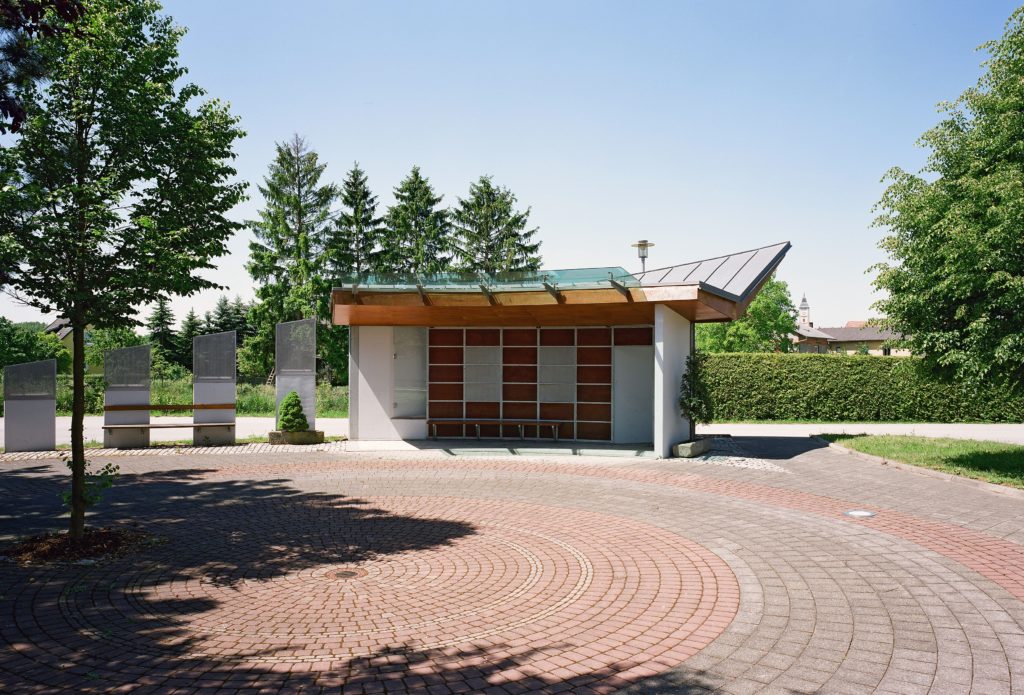 GEMEINDEAMT + KAPELLE ENNSDORF